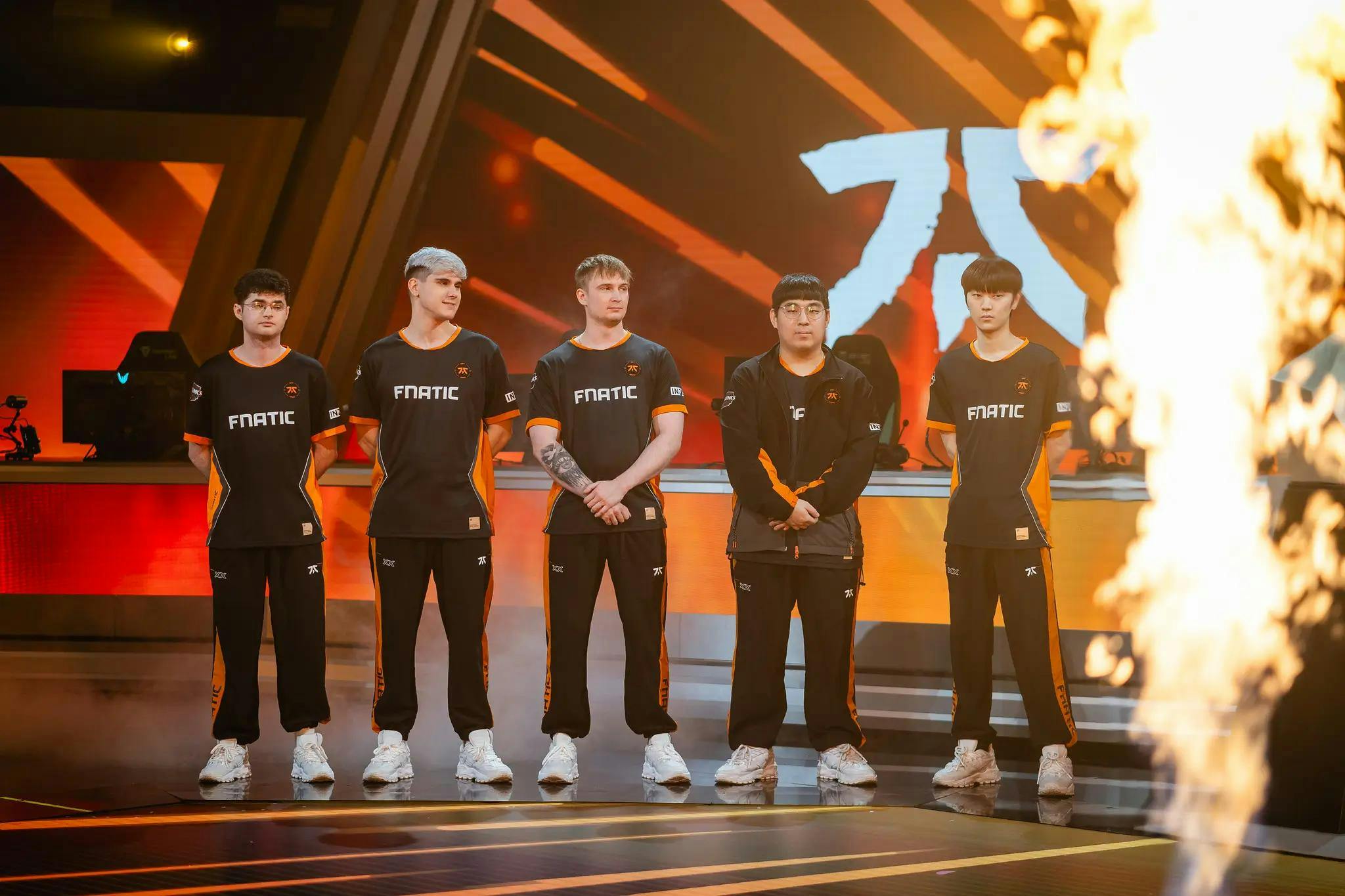 Fnatic during the LEC 2024 Summer Finals Opening Ceremony. Credit: Wojciech Wandzel/Riot Games