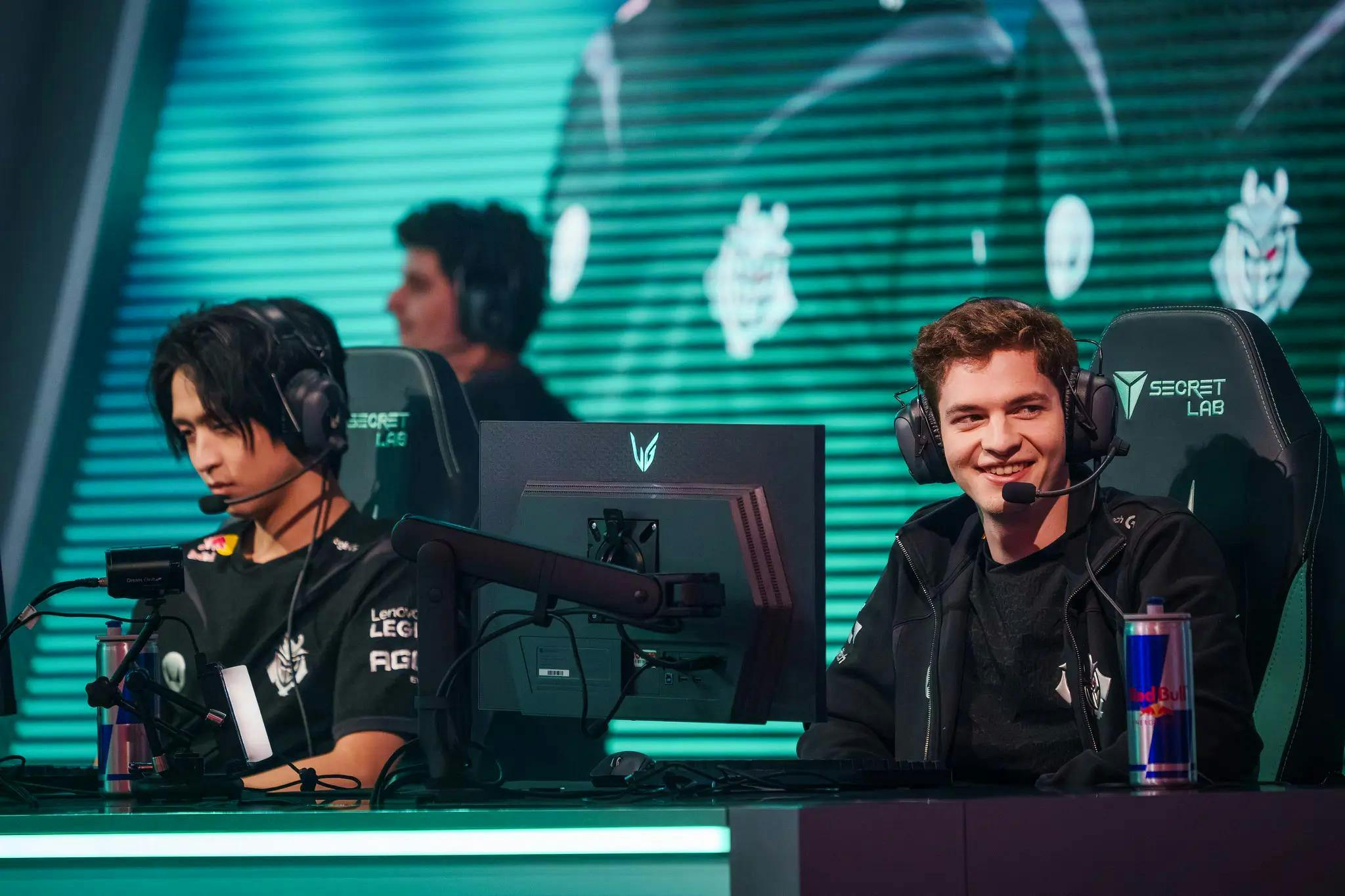 Hans Sama and Mikyx on the LEC stage. Credit: Wojciech Wandzel/Riot Games