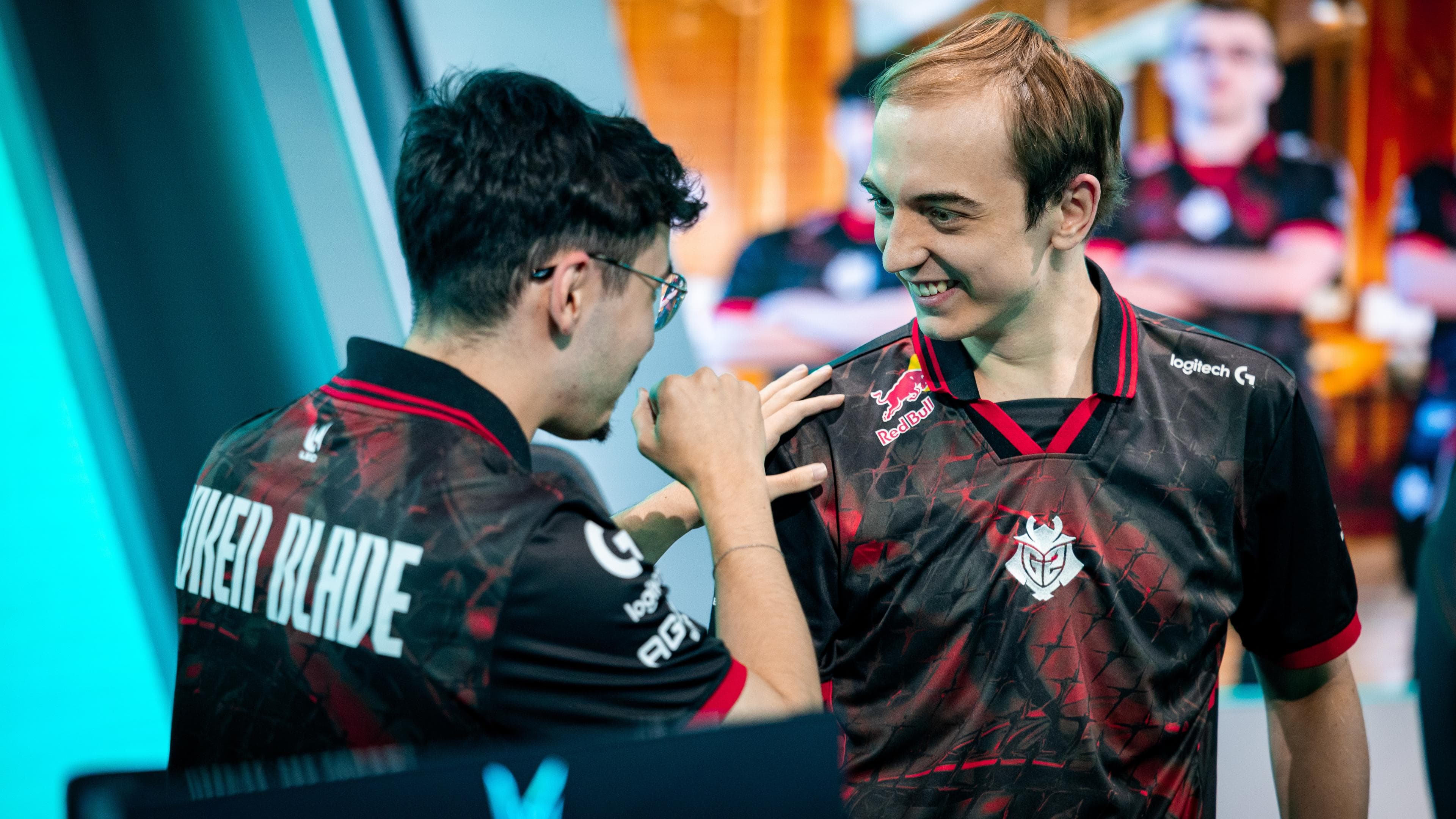 Article background image