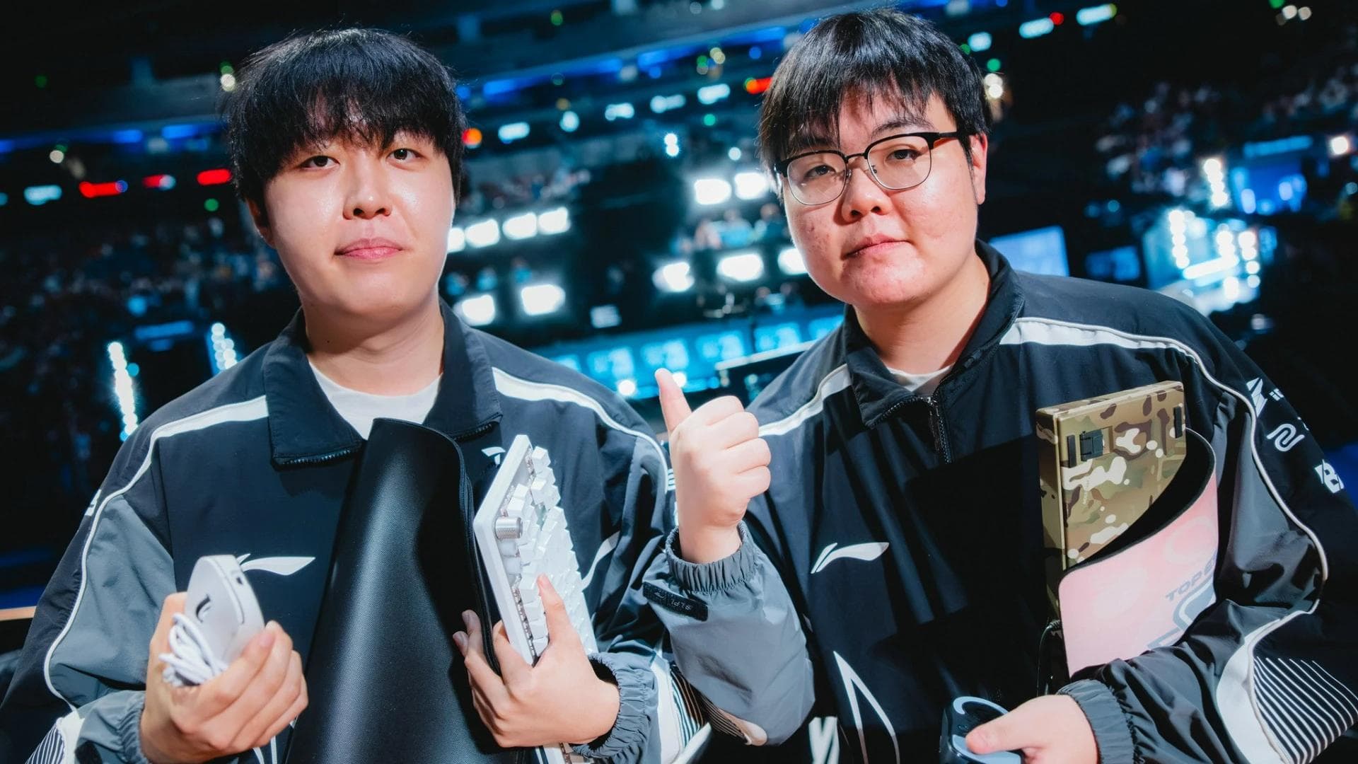 Article background image