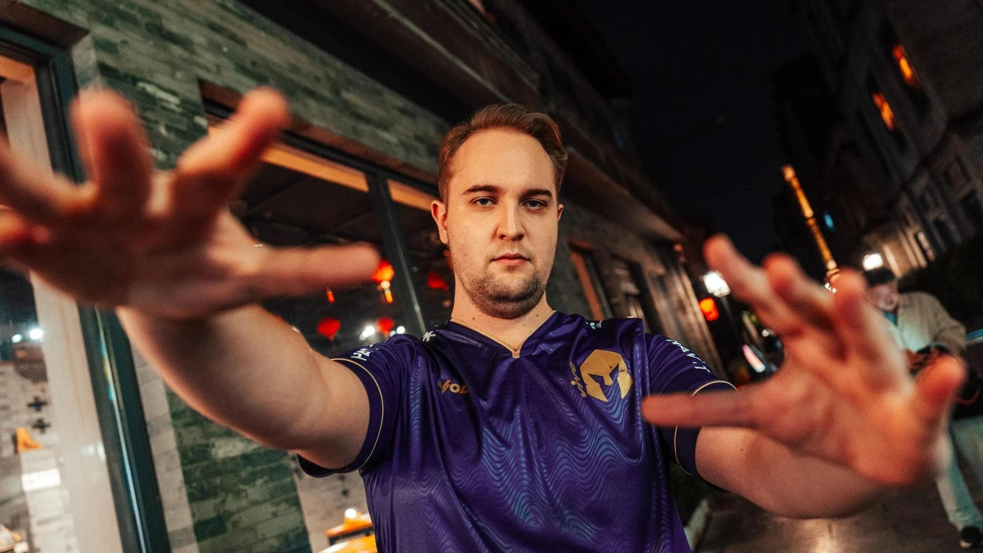 Article background image