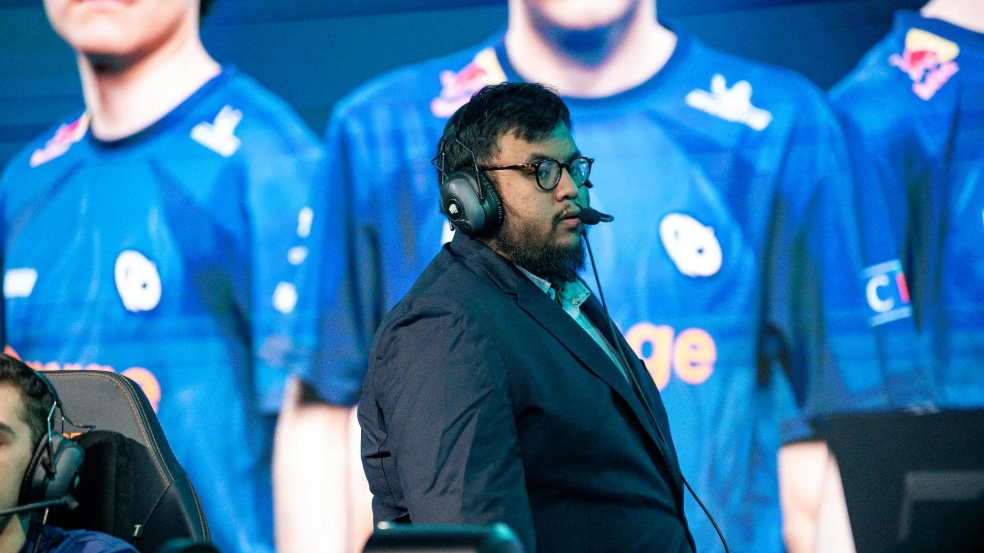 Article background image