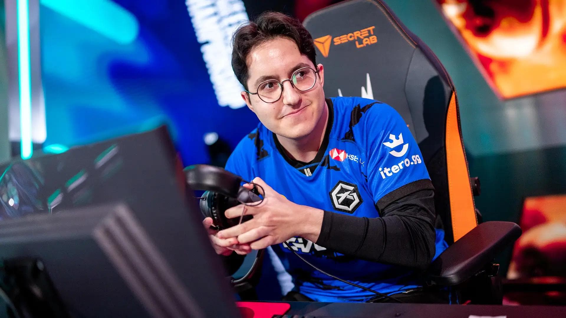 Article background image