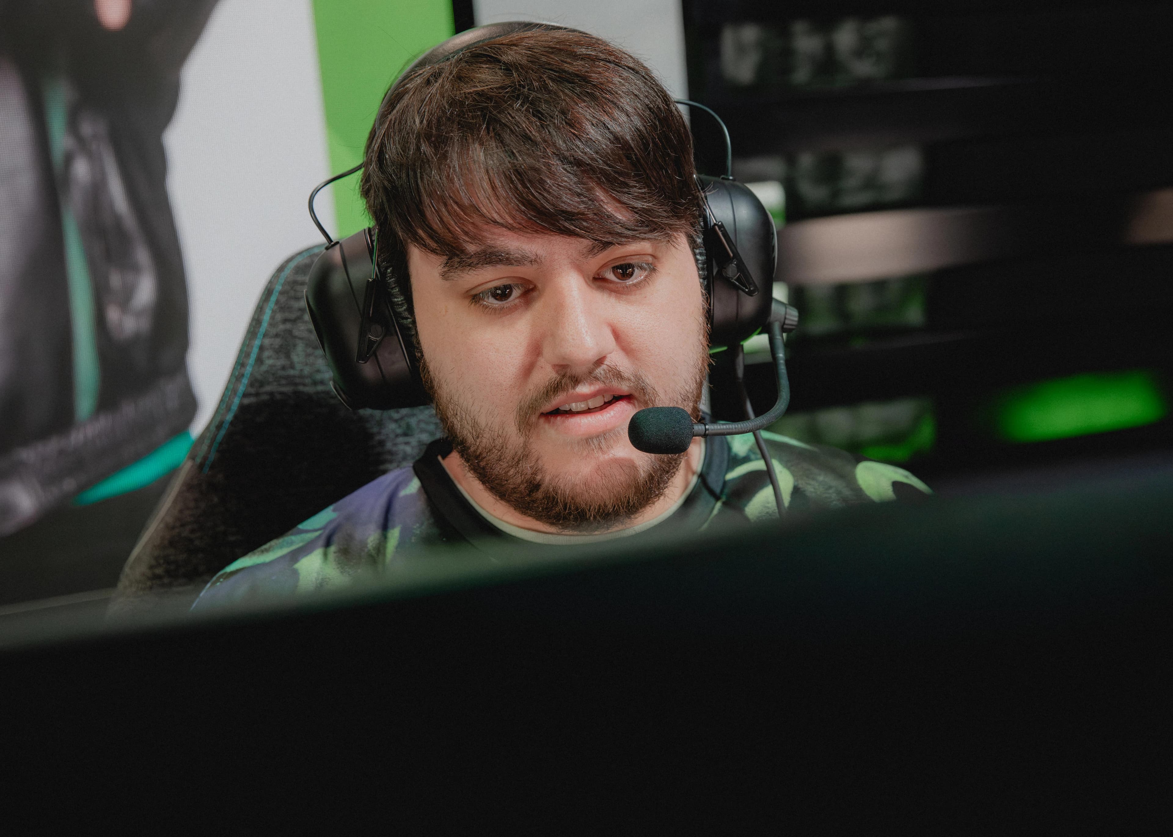 Article background image