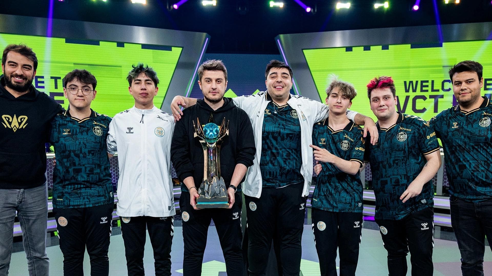 Article background image