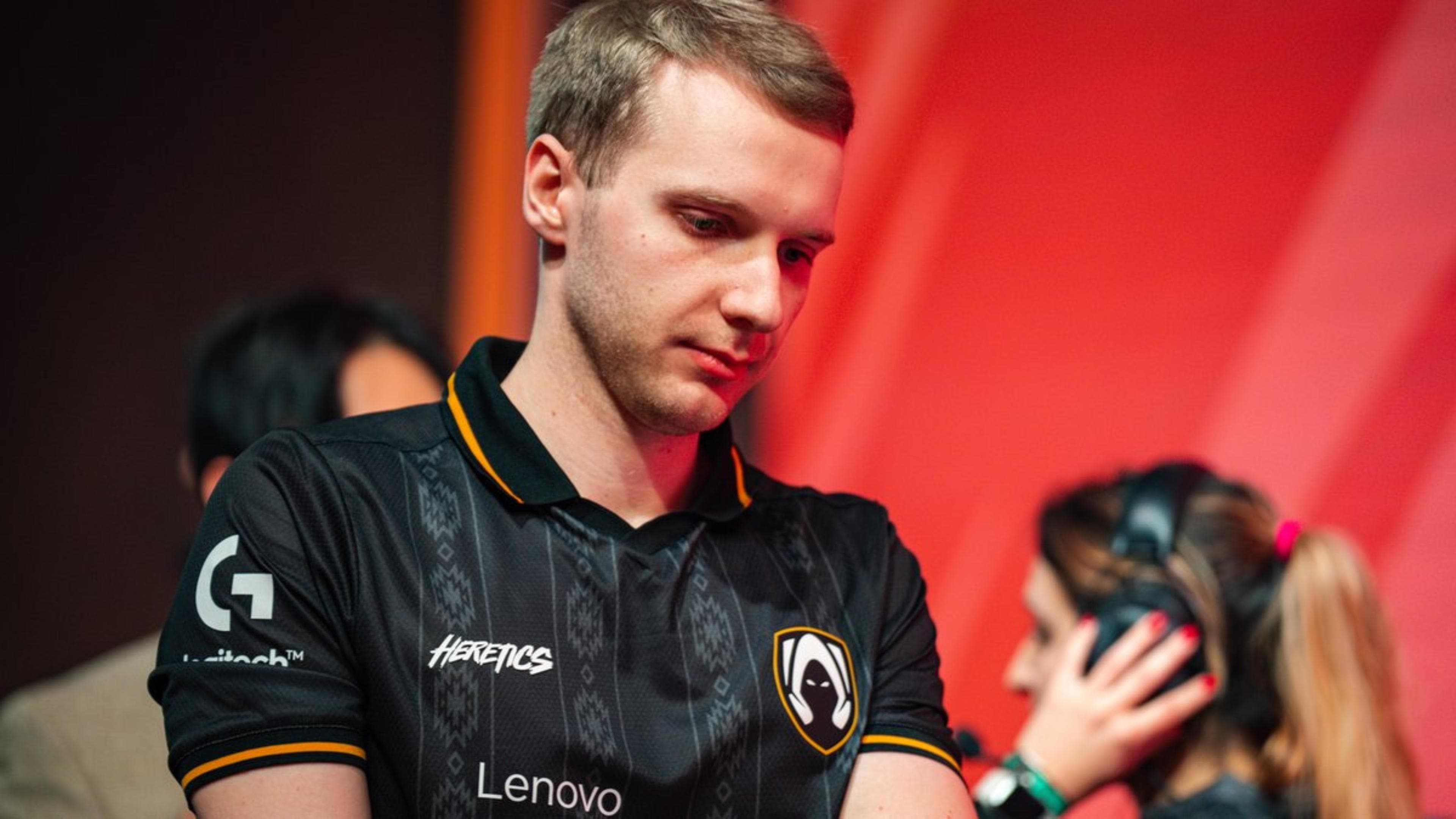 Article background image