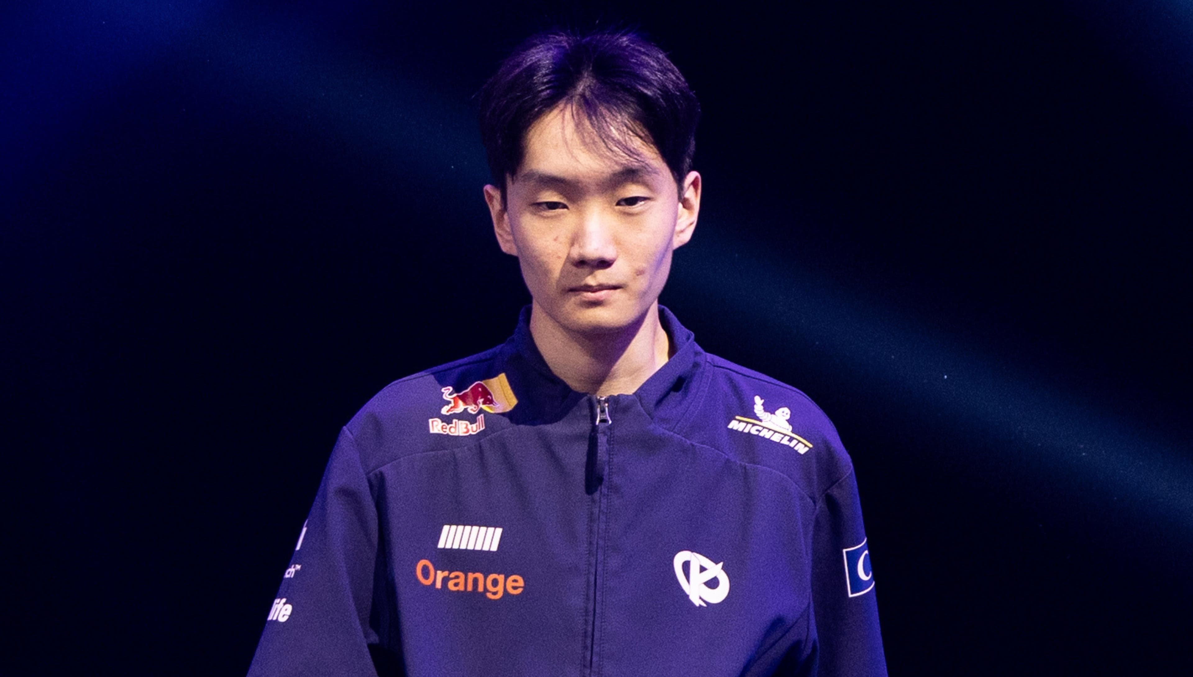 Article background image