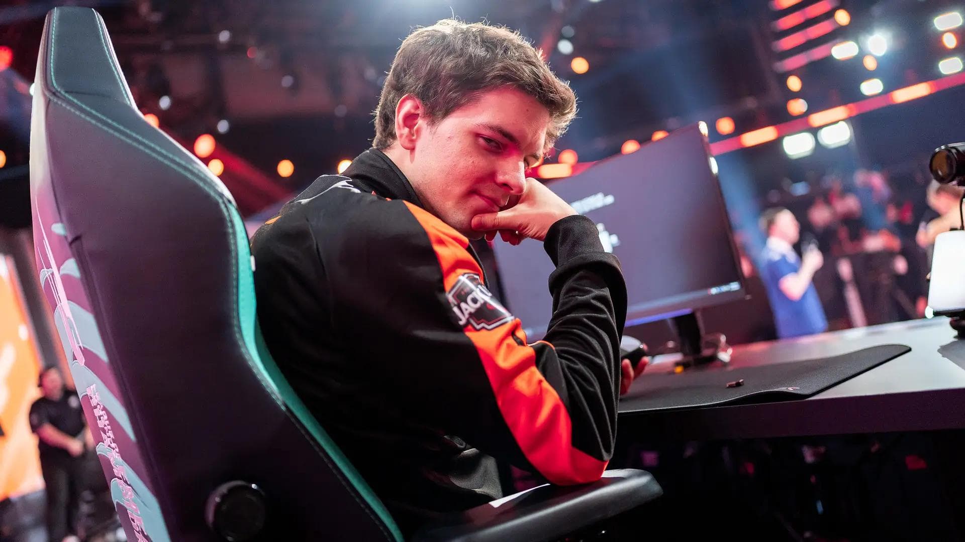 Article background image