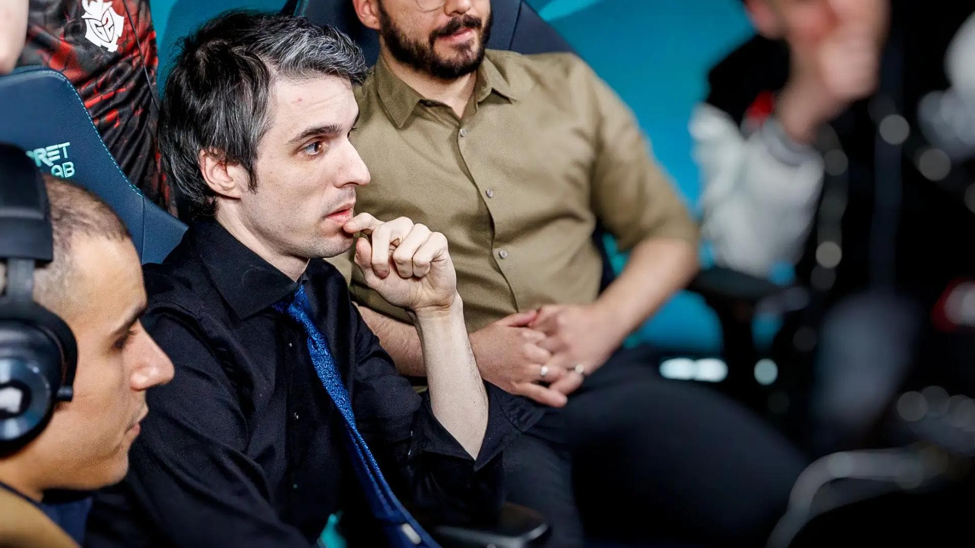 Article background image