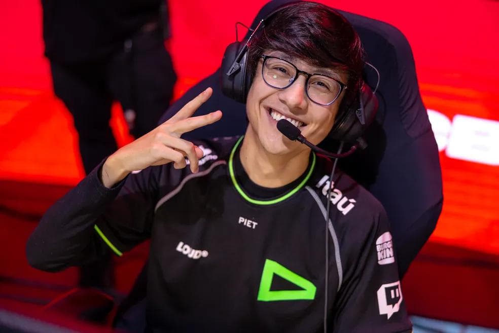 Article background image