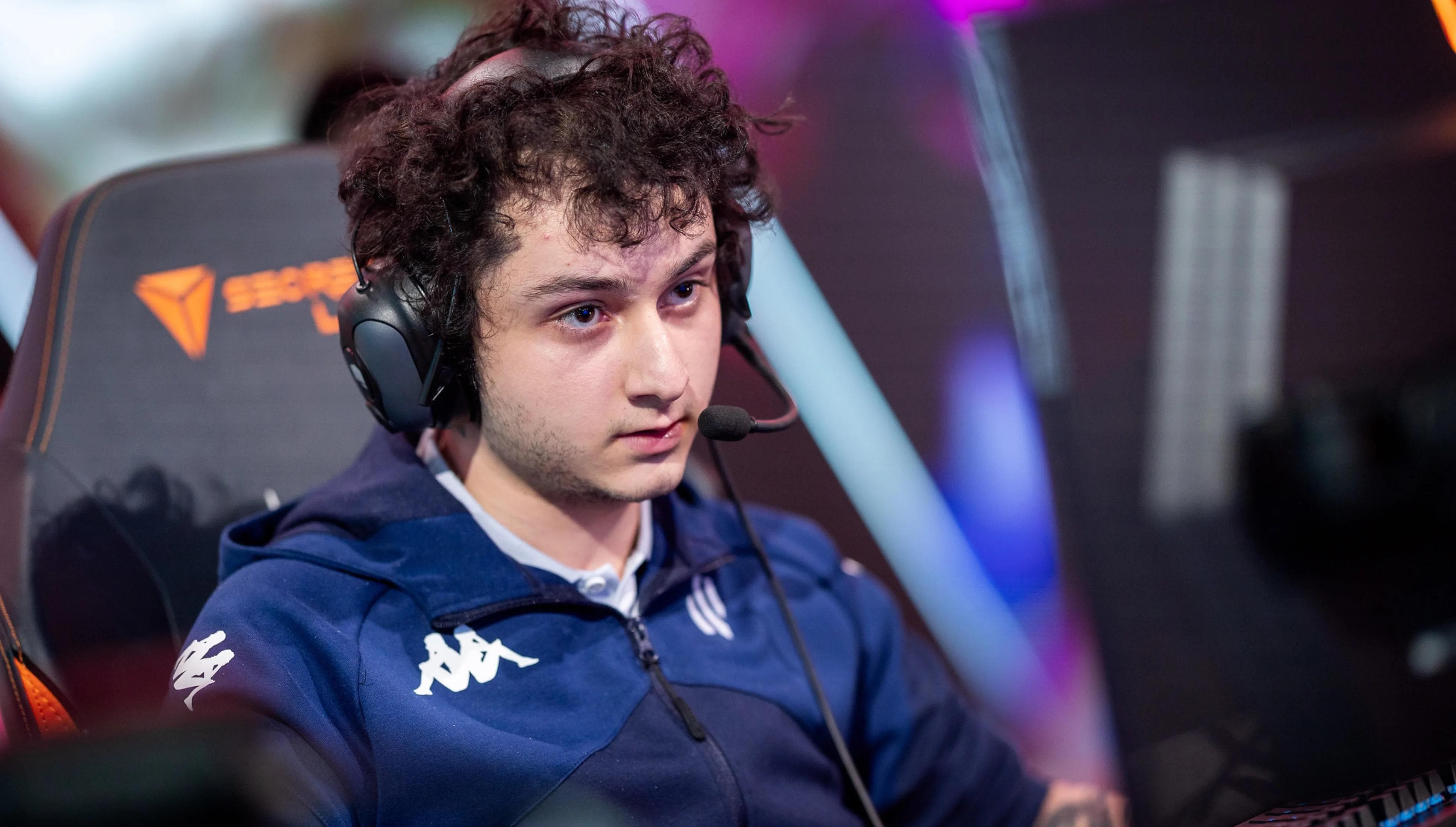 Article background image