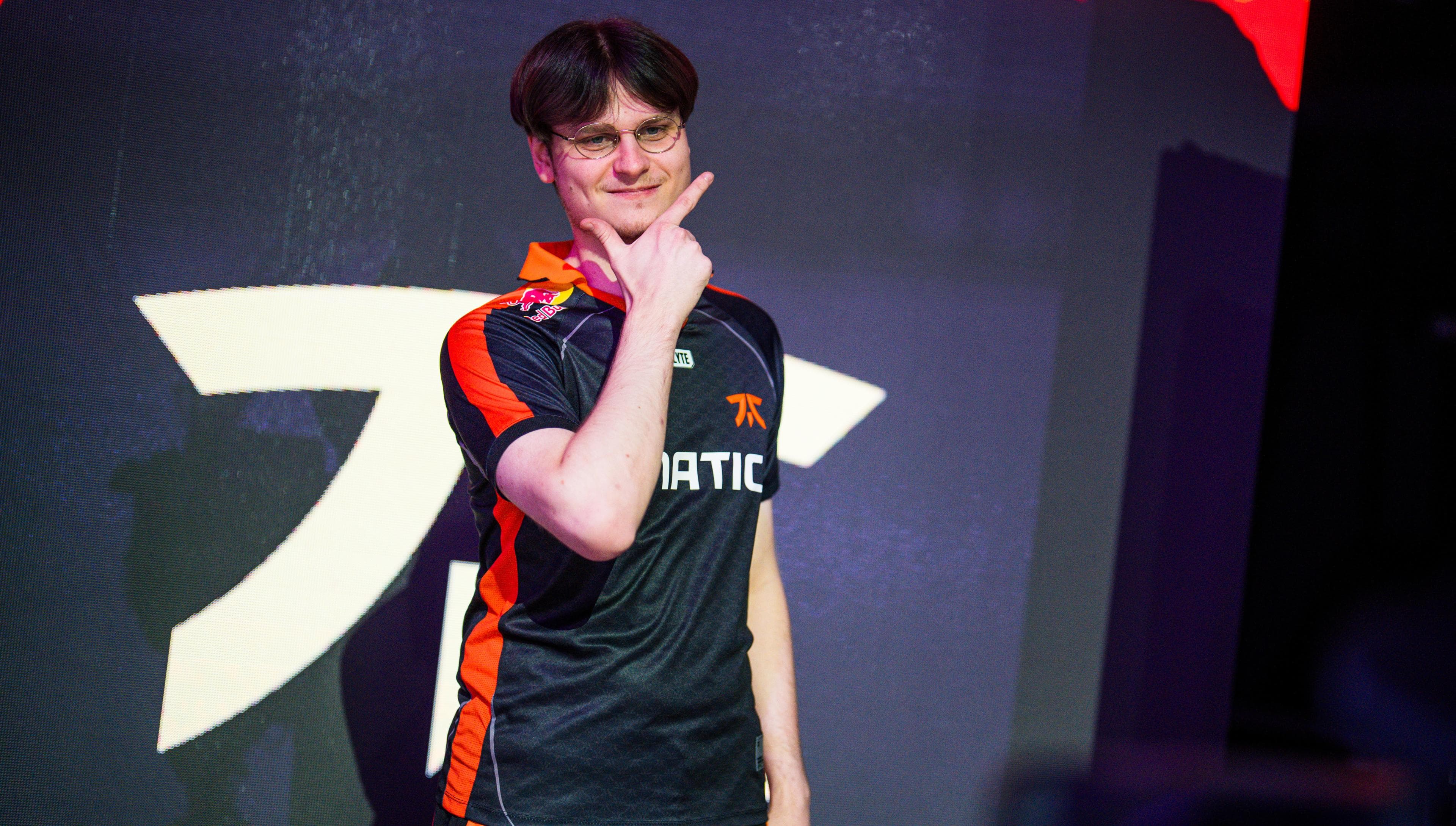 Article background image