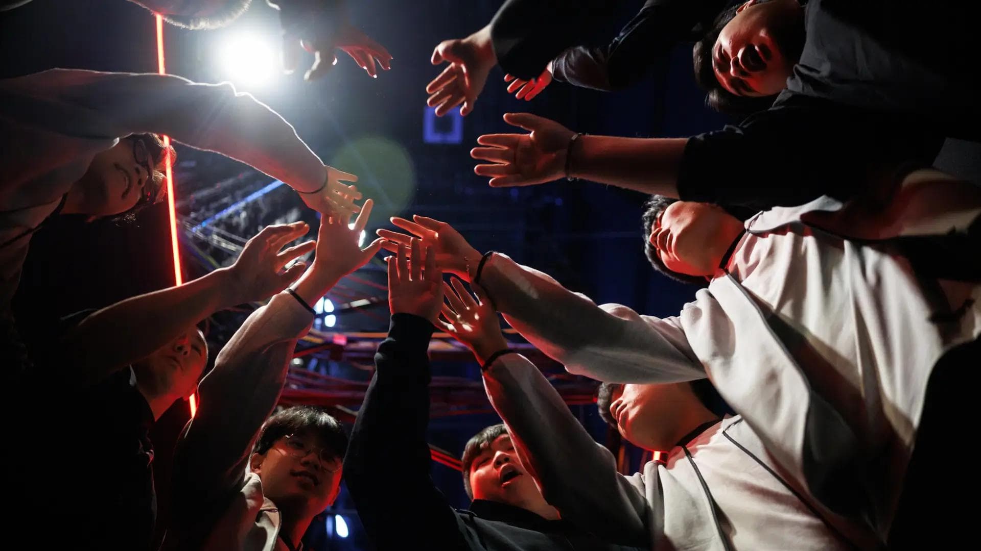 Article background image