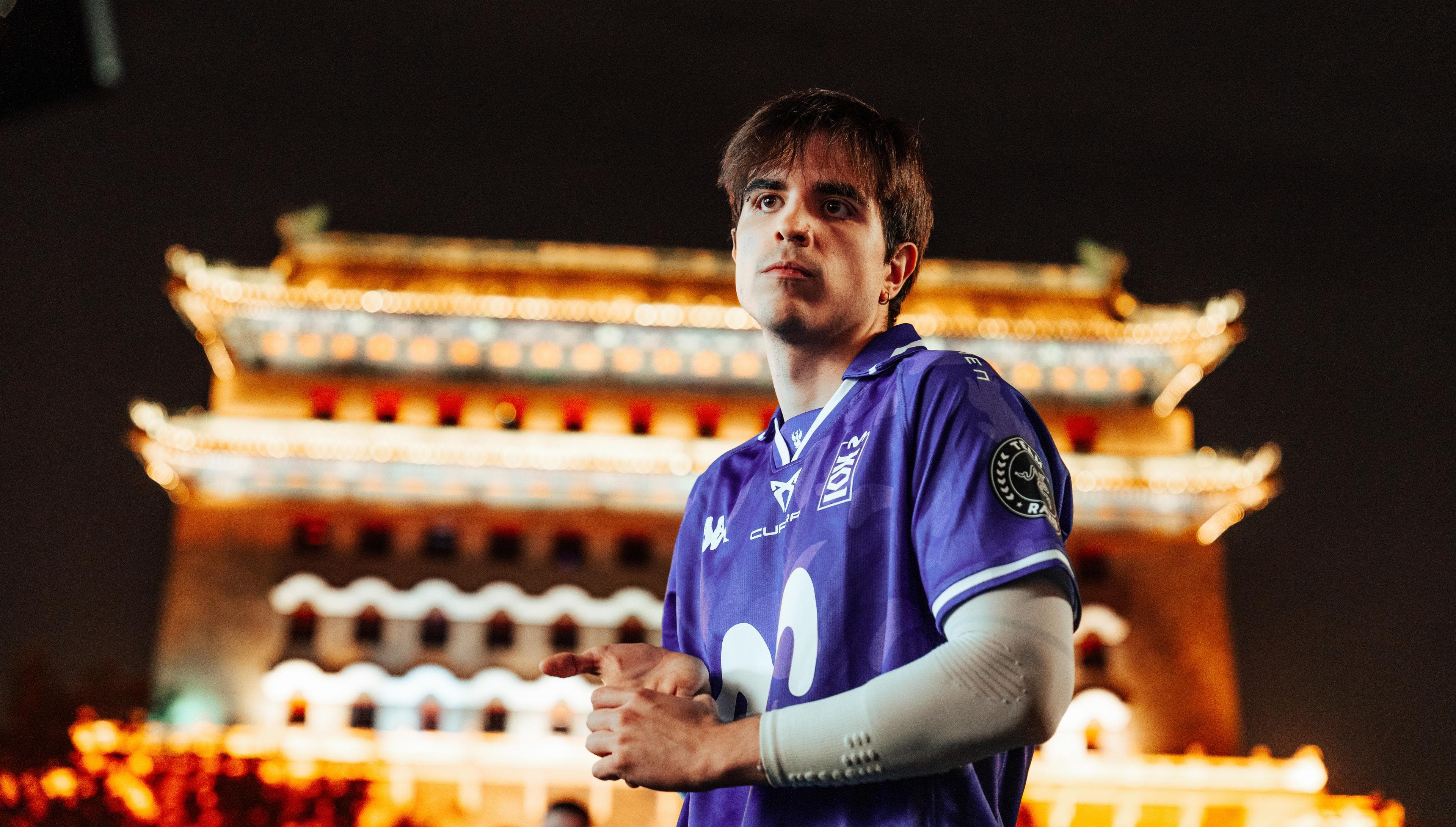 Article background image