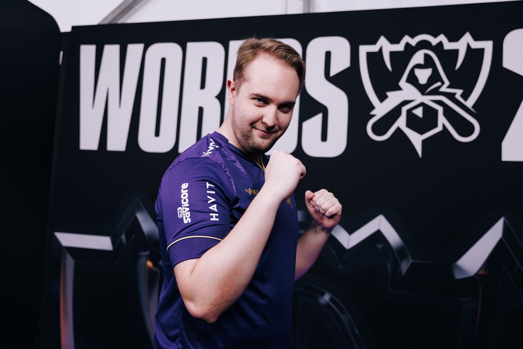 Article background image