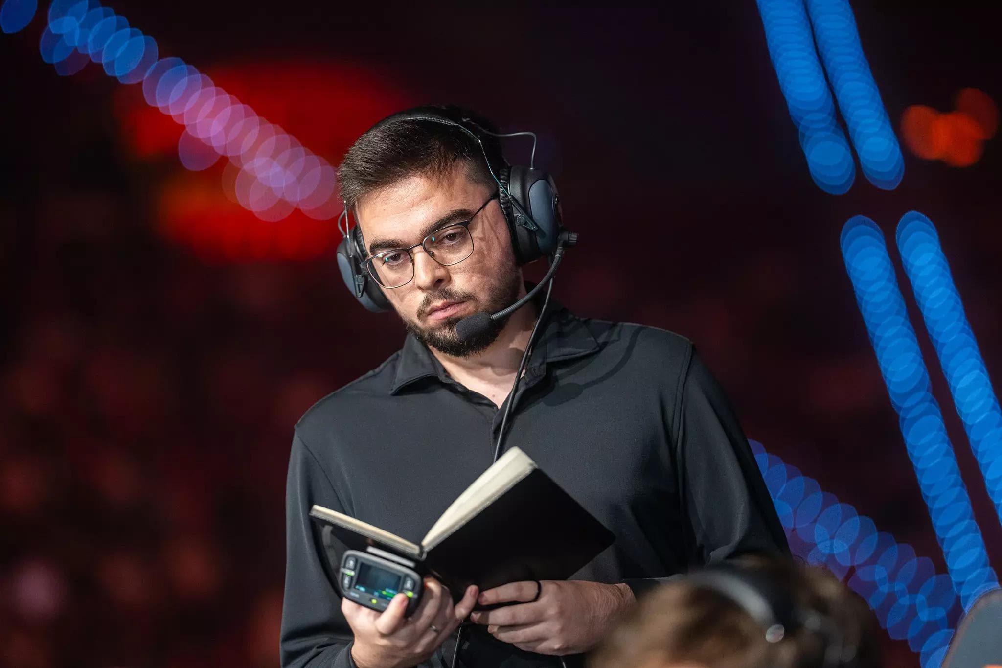 Article background image