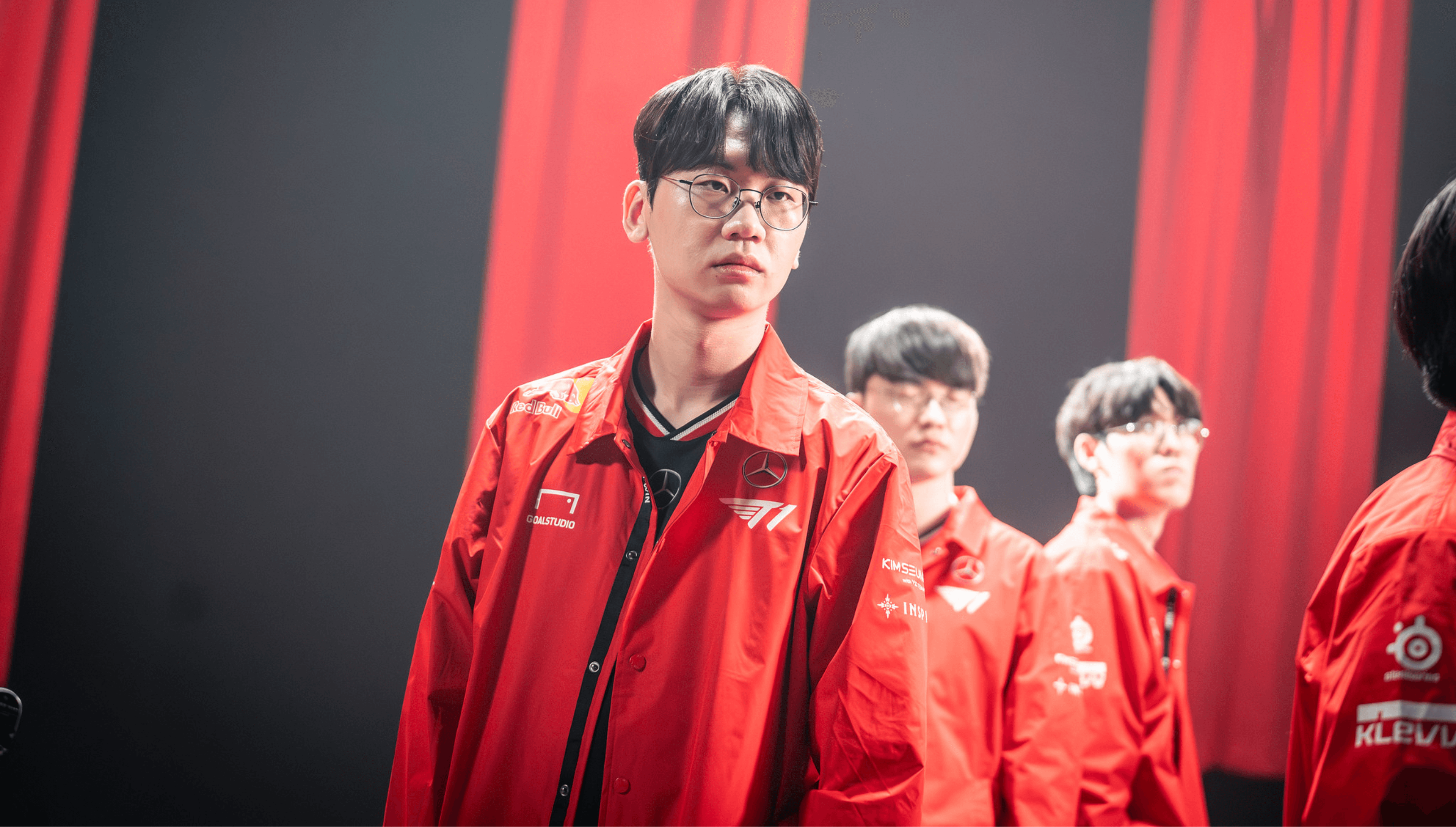 Article background image